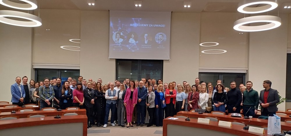 zdjęcia grupowe Klub MBA WZ UŁ