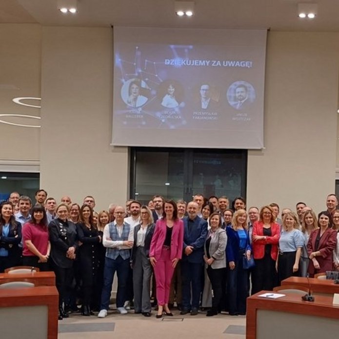 grupowe zdjęcia - Klub Absolwenta MBA - 28-03